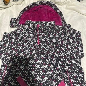 Kids Snowflake Pattern Jacket - Pink and Black